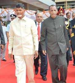 chandrababu naidu,governor,2 states,ap,telangana,kcr  బాబుకు గవర్నర్‌పై కోపం తగ్గలేదా...? 